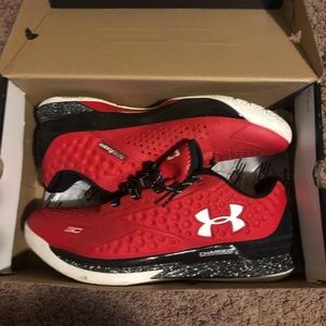 UA Curry Low 1